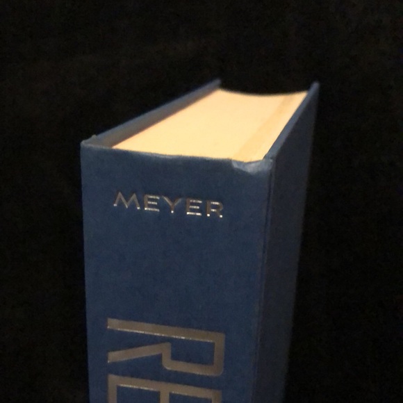 Renegades by Marissa Meyer Hardcover Book Damaged - Picture 10 of 12